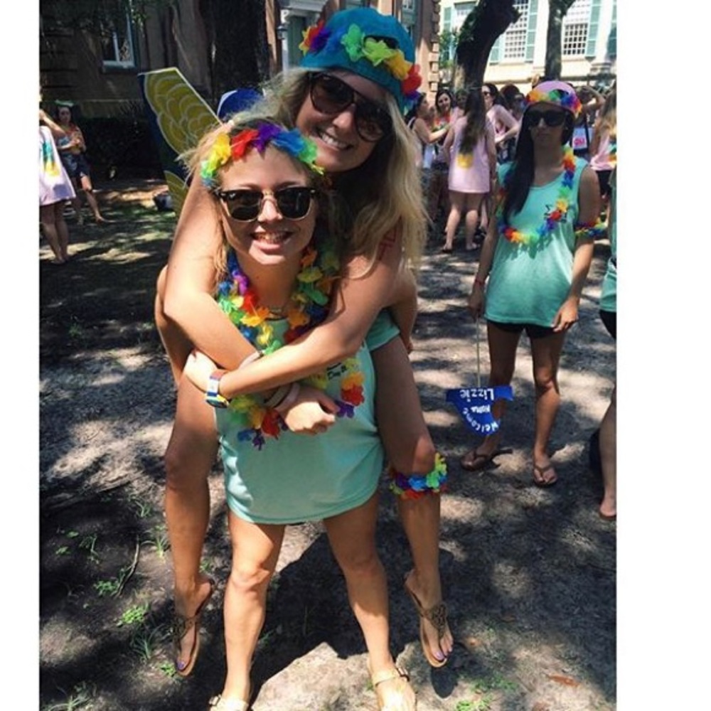 Meet your Posher, Minda